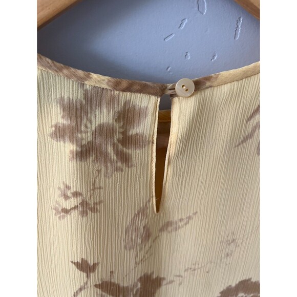 Womans‎ Pendleton Yellow Floral Short Sleeve Blouse Size 10 Polyester - Picture 3 of 7